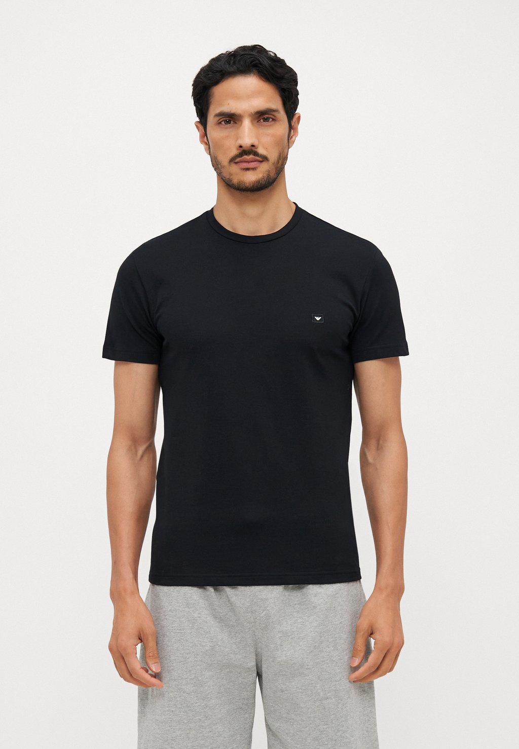 

Нижняя рубашка CREW NECK Emporio Armani, черный