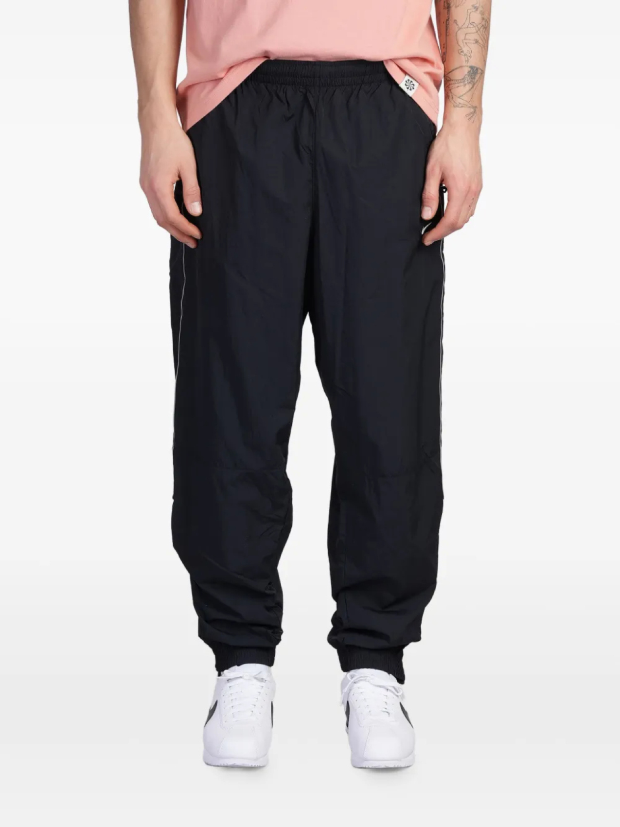 

Nike спортивные брюки Solo Swoosh, черный