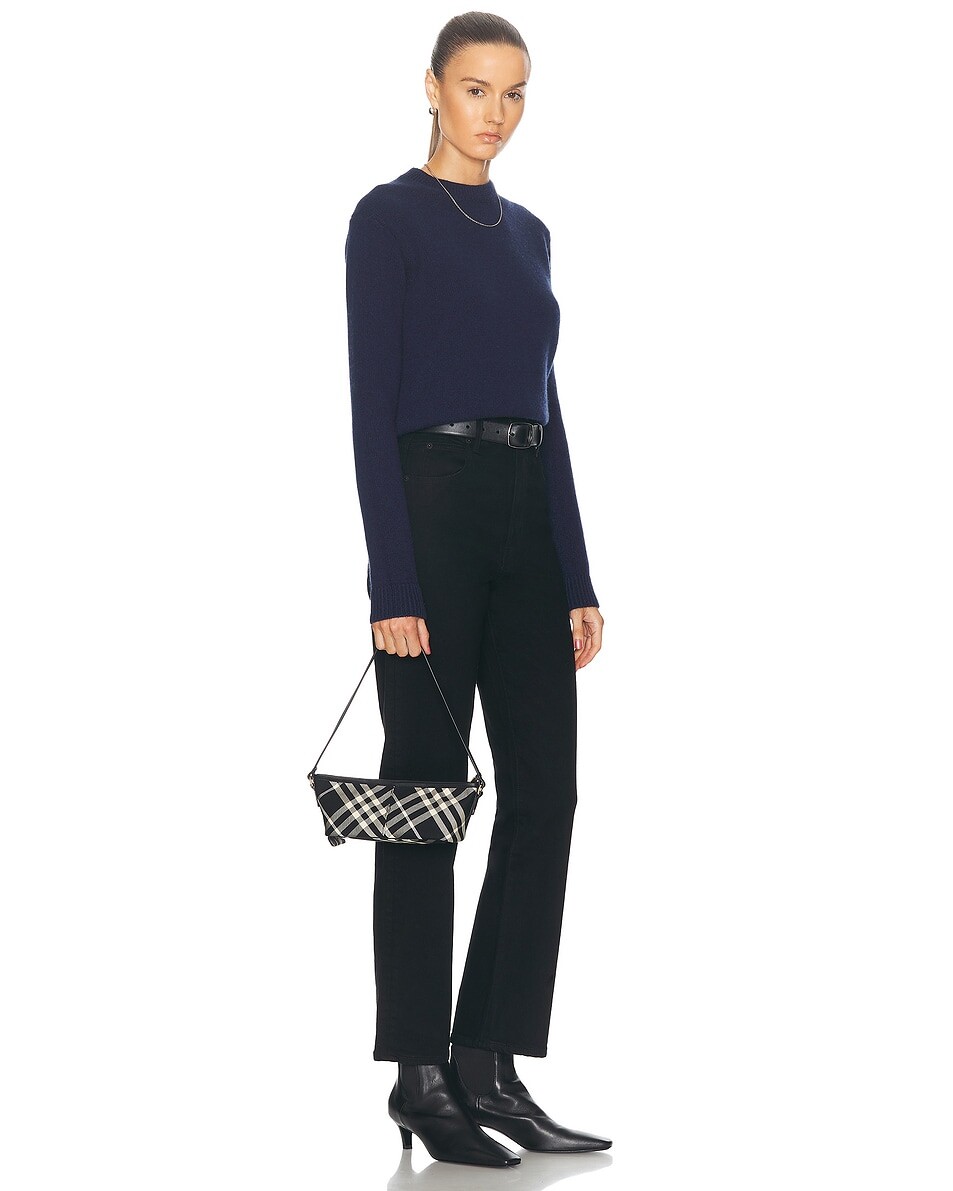 

Багетная сумка Burberry, цвет Black & Calico