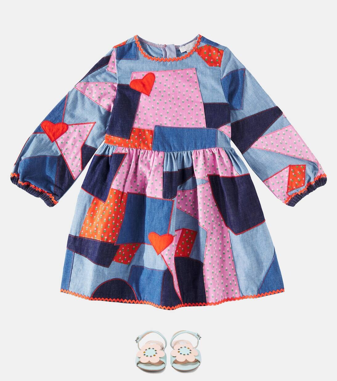 Лоскутное джинсовое платье Stella Mccartney Kids, цвет colorful — фото 2