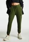

Брюки с боковыми карманами TALL Next, зеленый