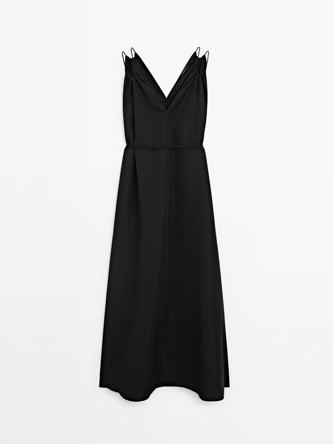 

Длинное платье с плетеными деталями и двойными бретелями. Massimo Dutti, черный