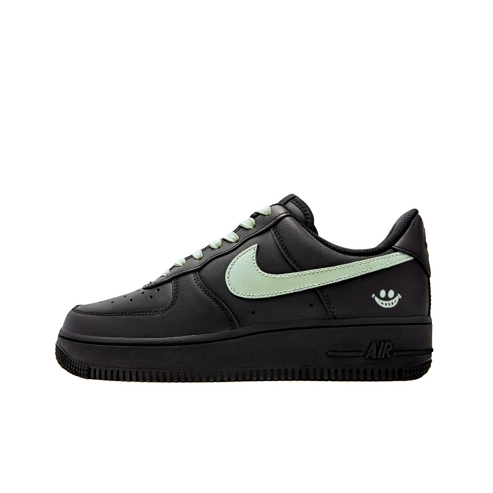 

Кроссовки Nike Air Force 1 Skateboarding Shoes Women's Low-top Neutral Olive/Medium Olive/Light Bone/Black, черный