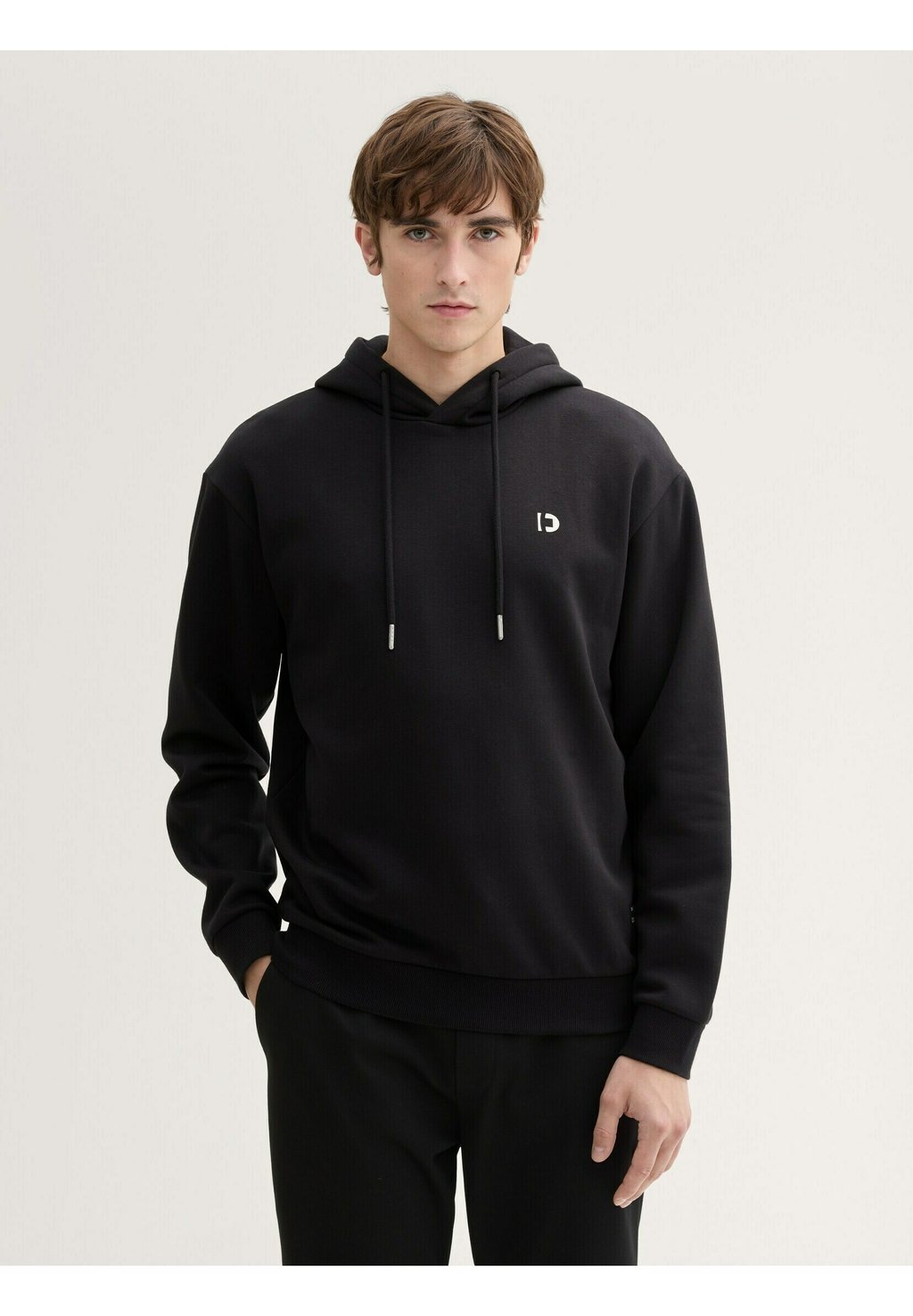 

Толстовка MIT LOGO-DETAILS TOM TAILOR DENIM, черный