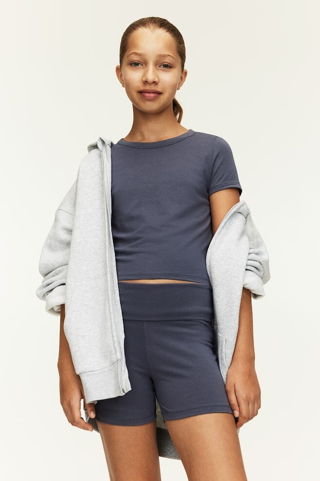 

Костюм-Двойка: топ и шорты H&M, синий