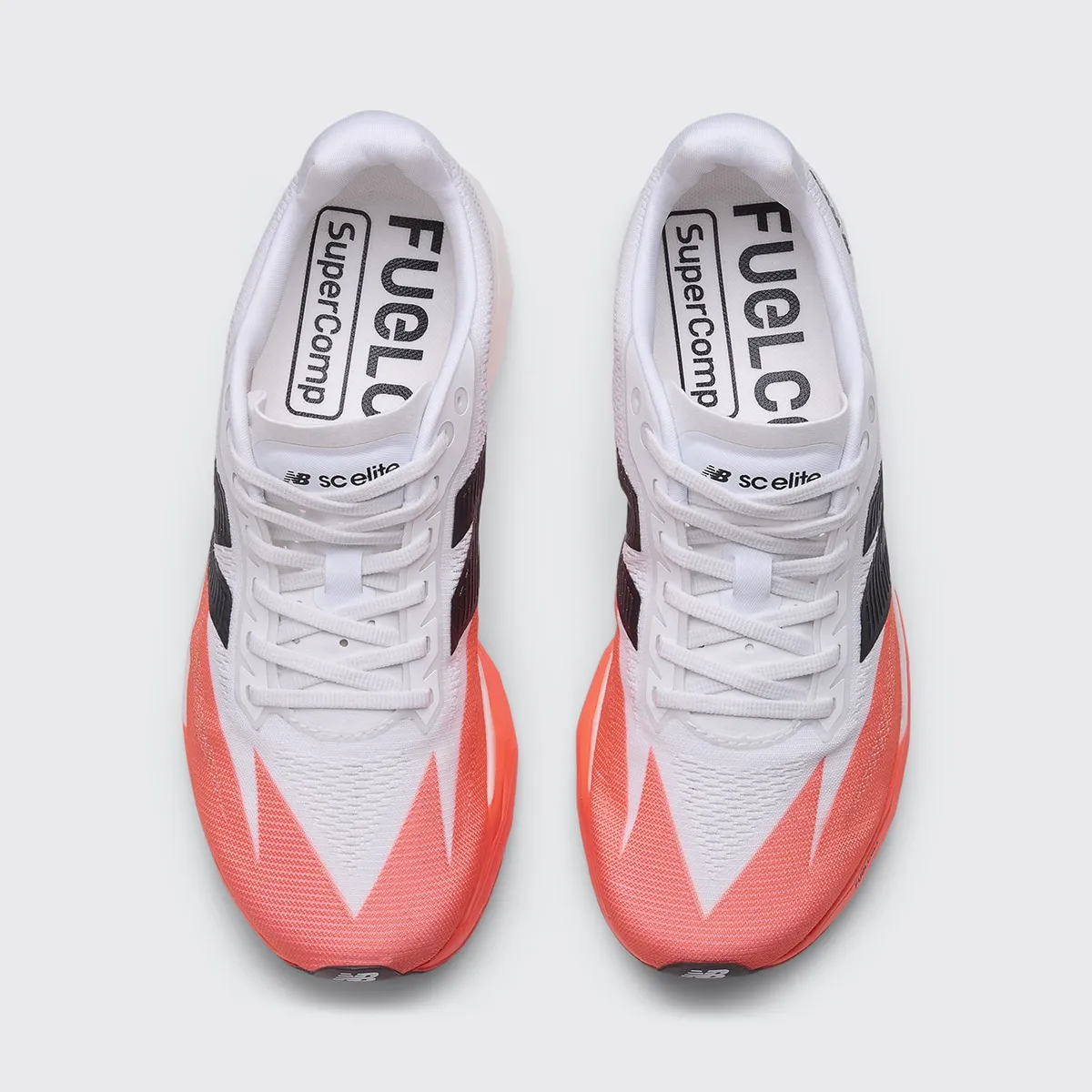 Женские кроссовки для бега FuelCell SuperComp Elite v5 New Balance, белый/оранжевый — фото 4