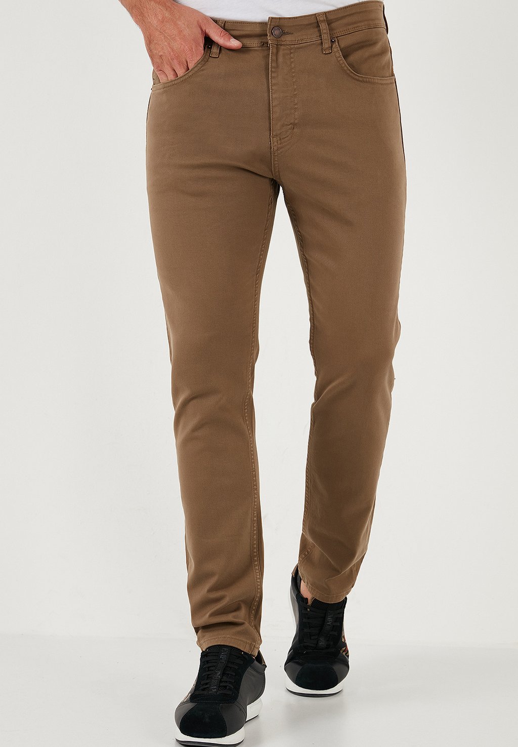 

Джинсы облегающего кроя Buratti, серо-коричневый