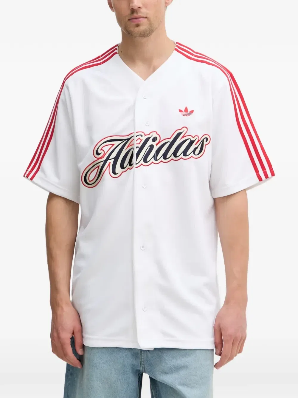 Рубашка с вышитым логотипом и полосатыми рукавами Adidas, белый