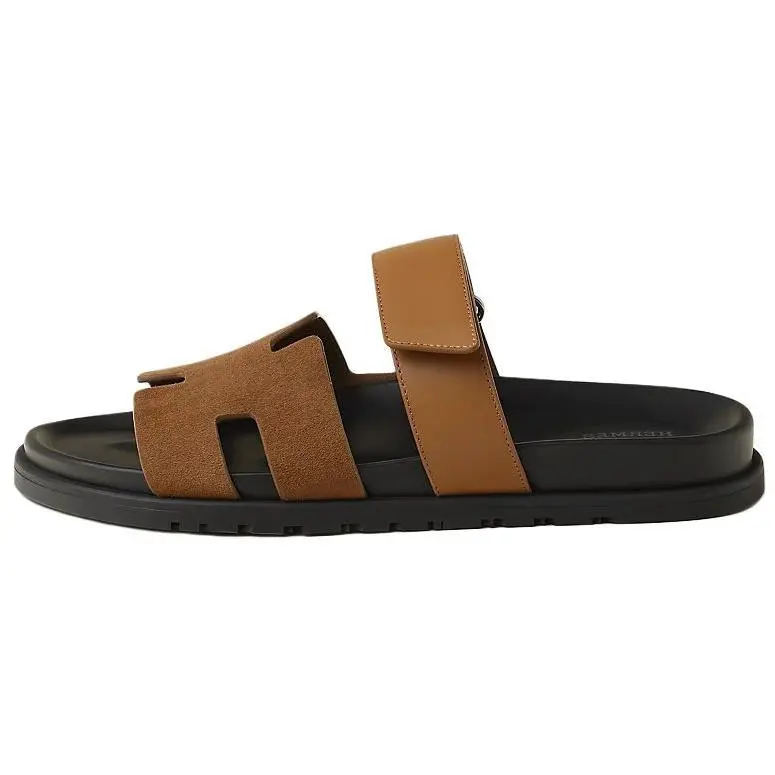 

HERMES Шлёпанцы Chypre Slide мужские коричневые