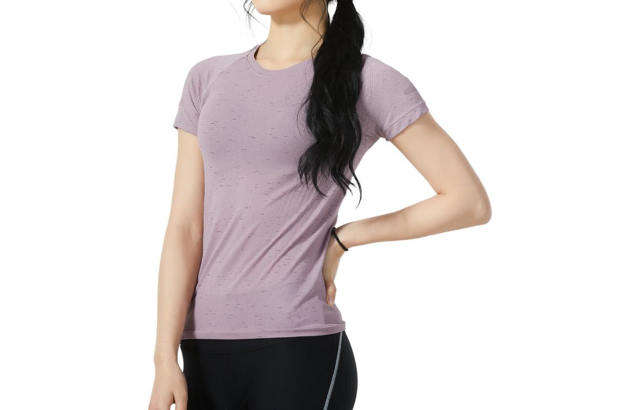 

Футболка женская Cherry Blossom Powder Under Armour