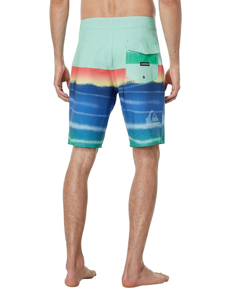 

Шорты для плавания Quiksilver Surfsilk Panel 20" Boardshorts, цвет Pool Green