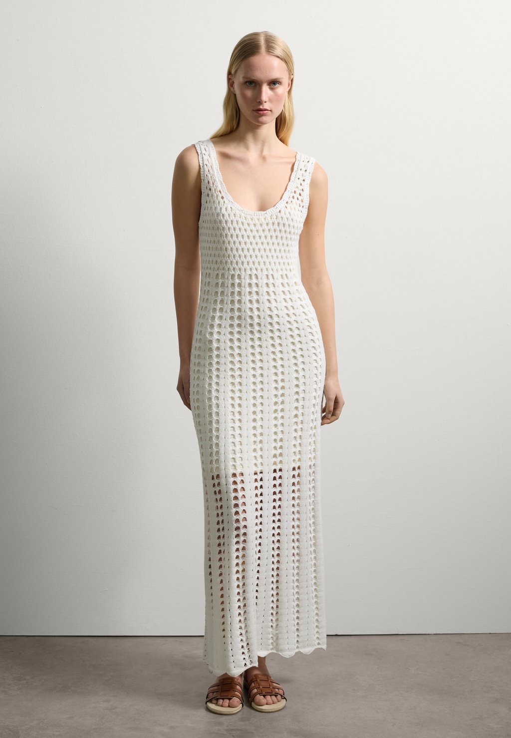 

Платье макси SLEEVELESS Stefanel, белый