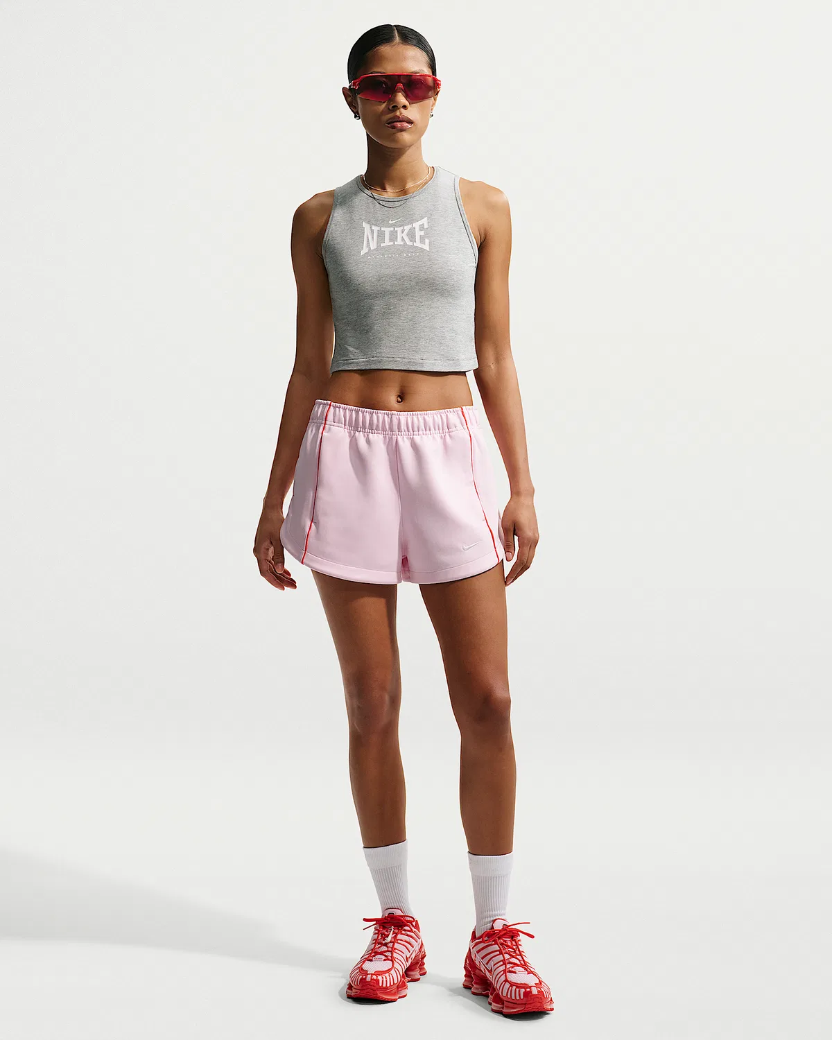 Женский облегающий укороченный топ Nike Sportswear, Dark Grey Heather — фото 4