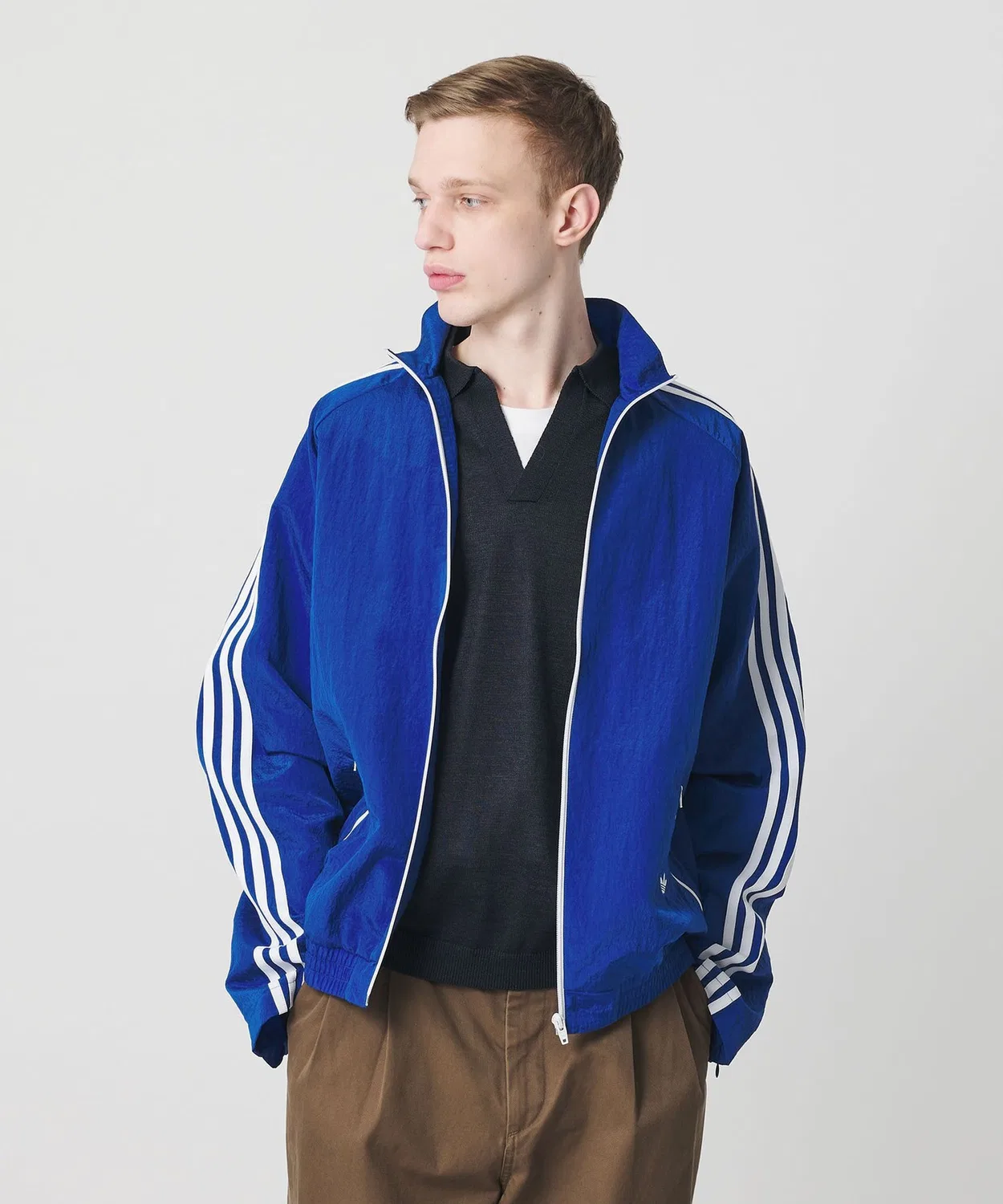 Куртка футбольная adidas Originals коллекционная из нейлона королевский синий — фото 2