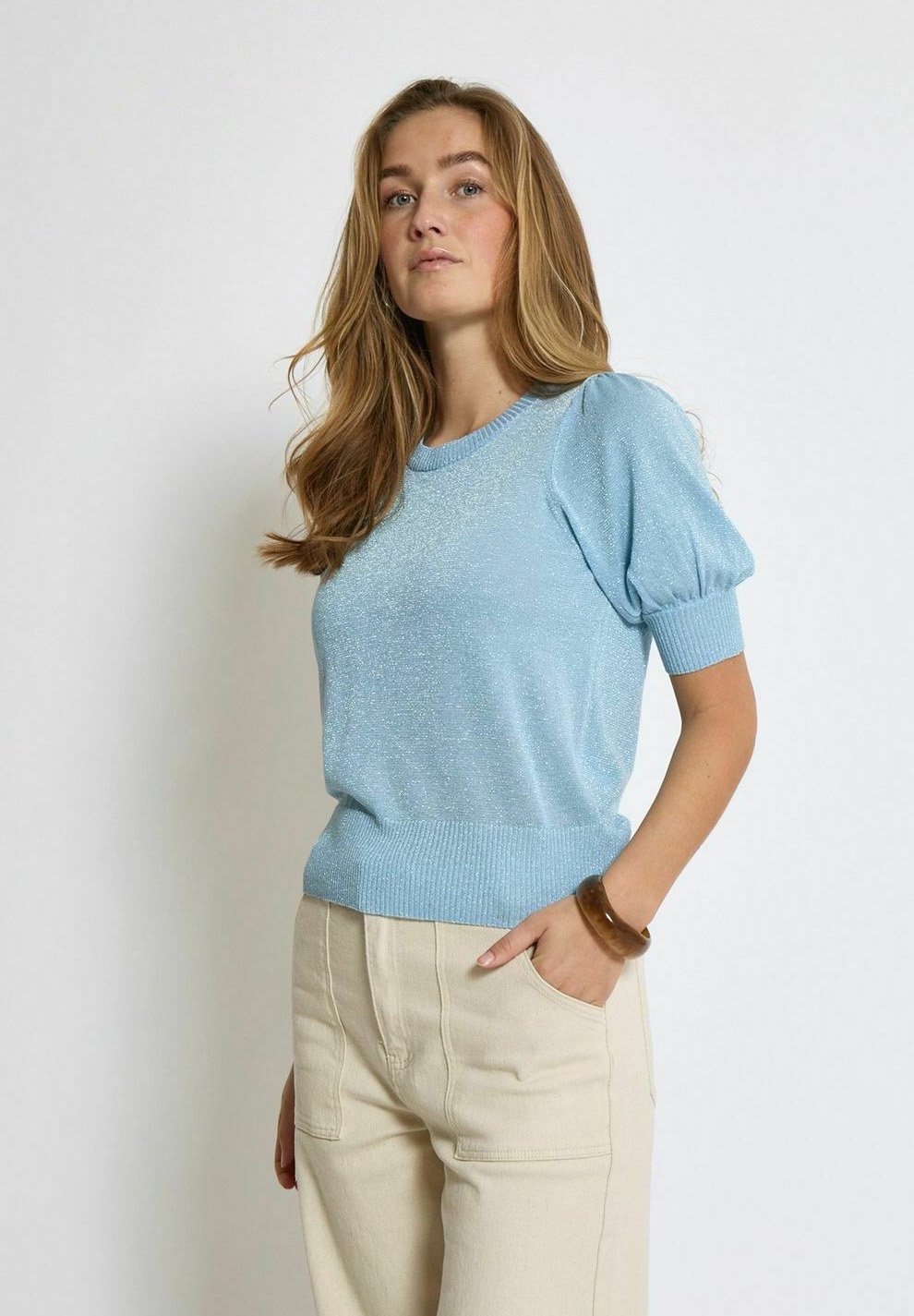 

Базовая футболка LIVA PUFF SLEEVE Minus, синий