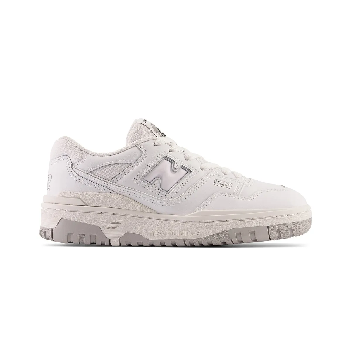 

Детские повседневные кроссовки Retro Basket 550v1 New Balance, белый
