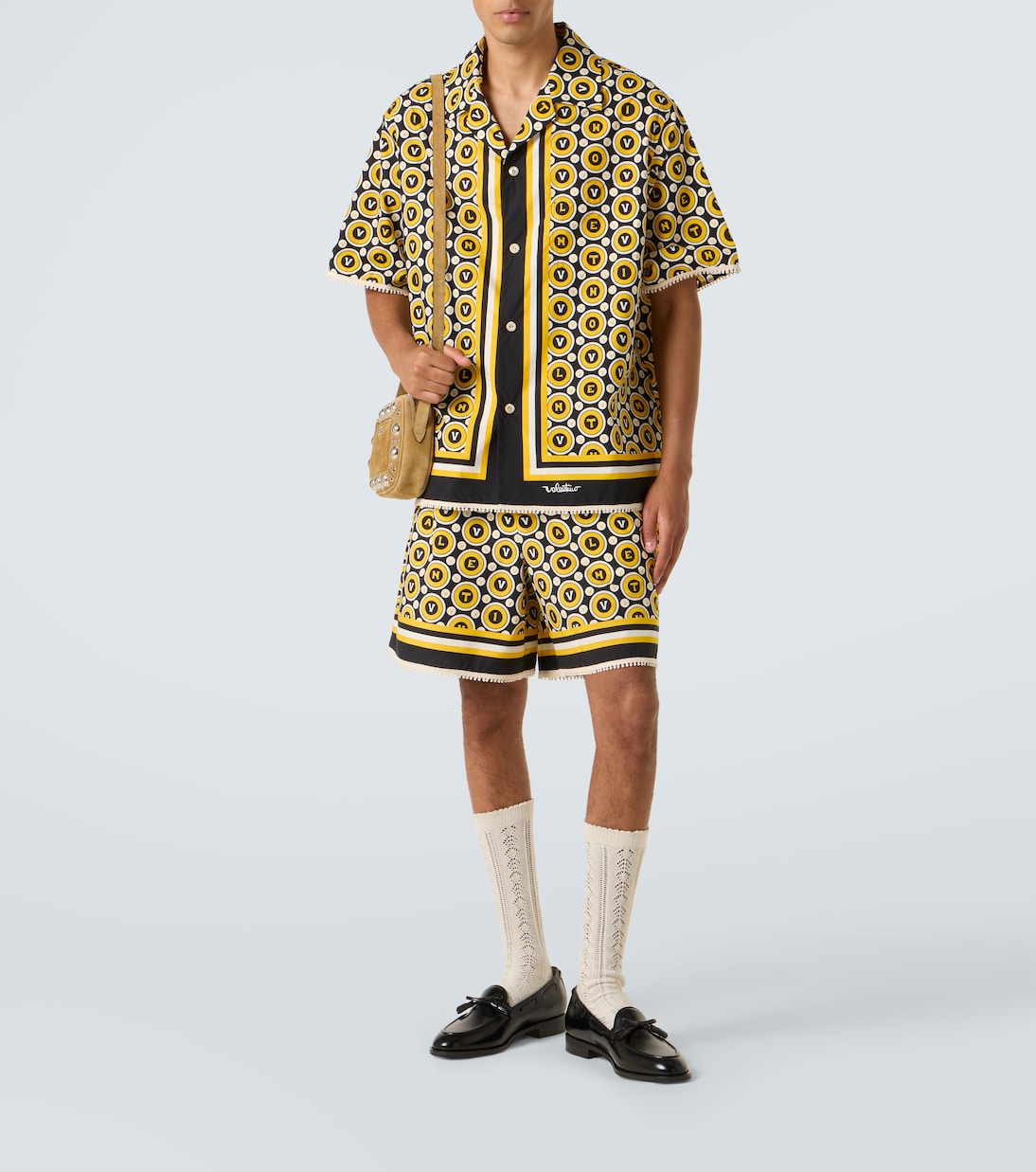 Шорты из хлопкового поплина с принтом Valentino, Nero/Giallo/Avorio — фото 2
