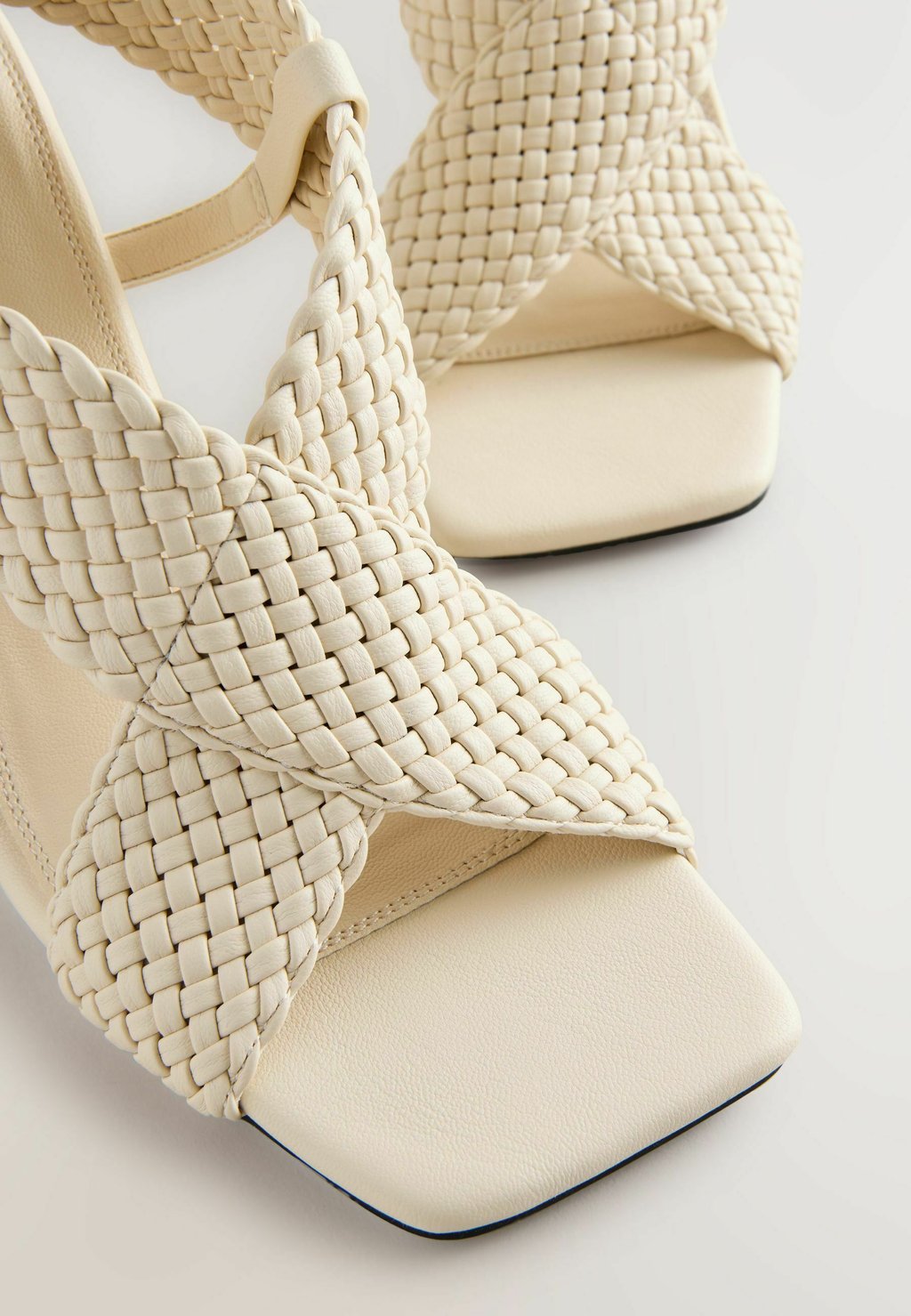 Сандалии High heeled sandals Next, бежевый — фото 4