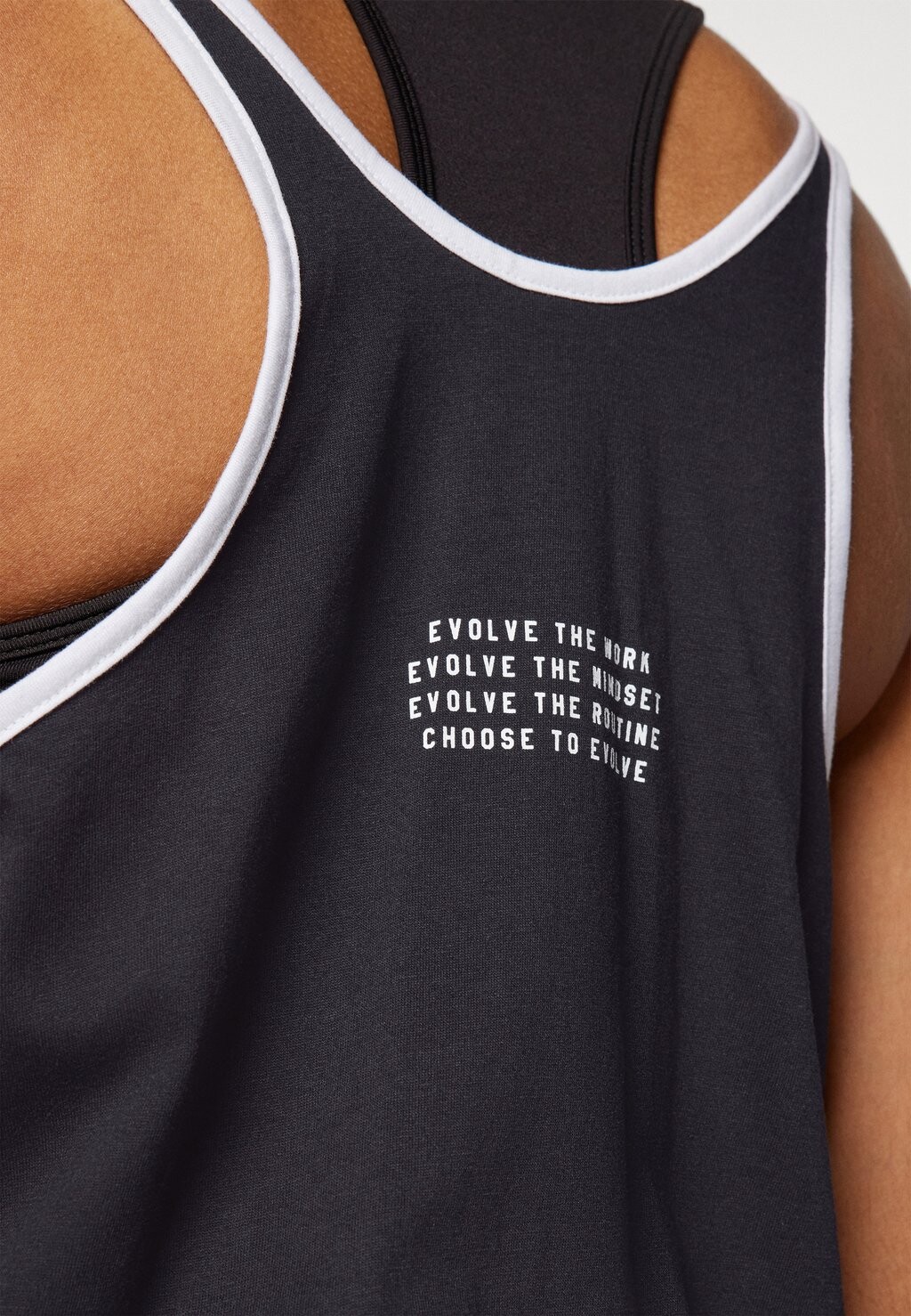 

Топ TANK Under Armour, черный
