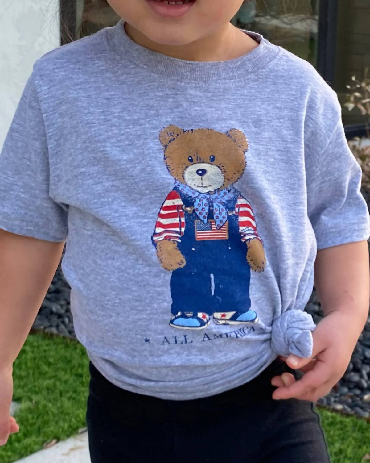 

Футболка All American Bear в сером цвете LivyLu, серый