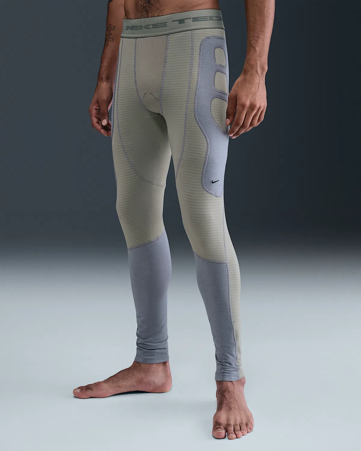 Мужские термотайтсы Nike Tech Therma-FIT, Light Army/Cool Grey/Cool Grey/Black — фото 2