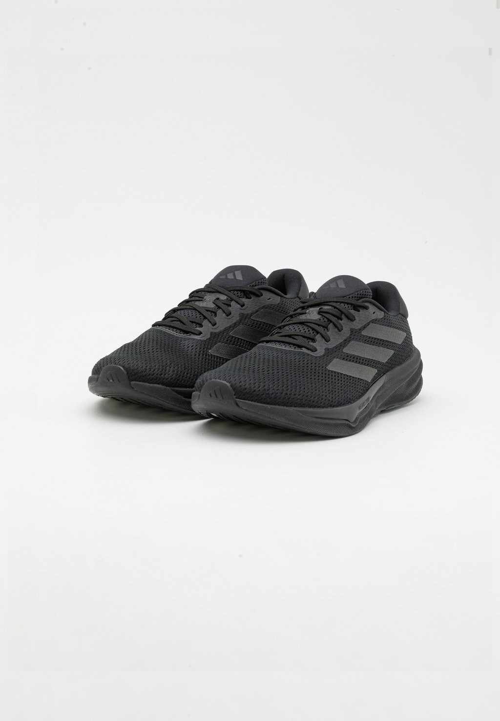 

Нейтральные кроссовки Supernova Stride adidas Performance, черный