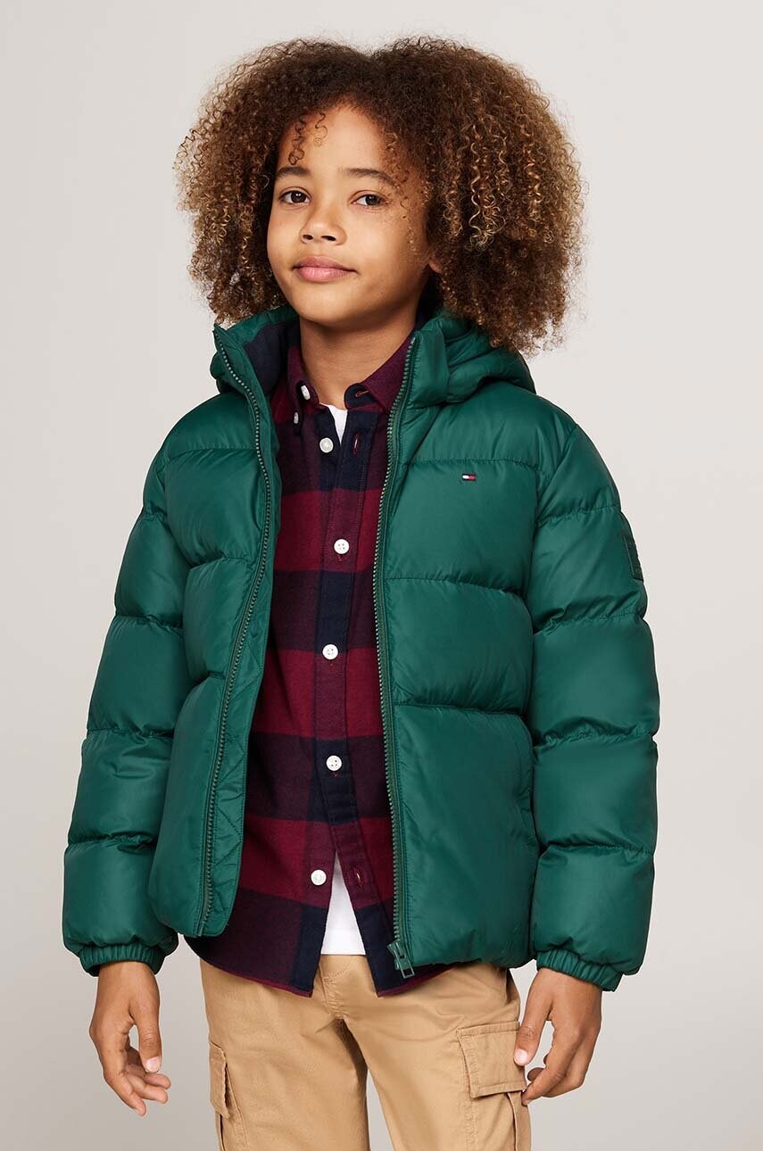 

Детская куртка Tommy Hilfiger, зеленый