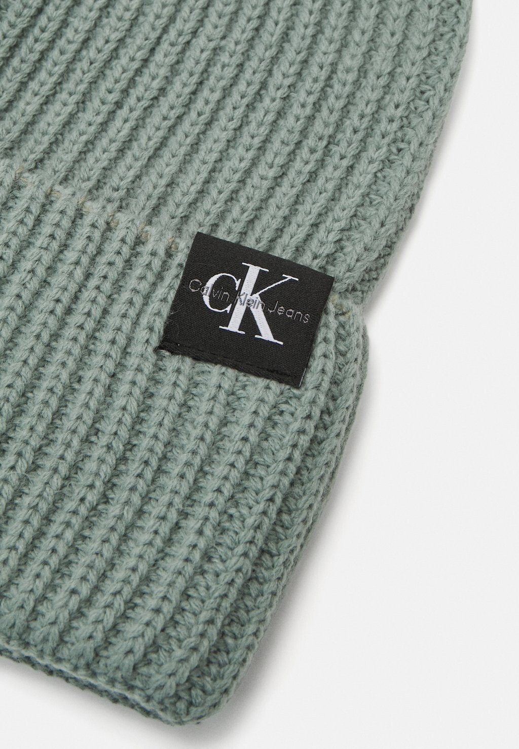 

Кепка MONOGRAM BEANIE UNISEX Calvin Klein, хаки