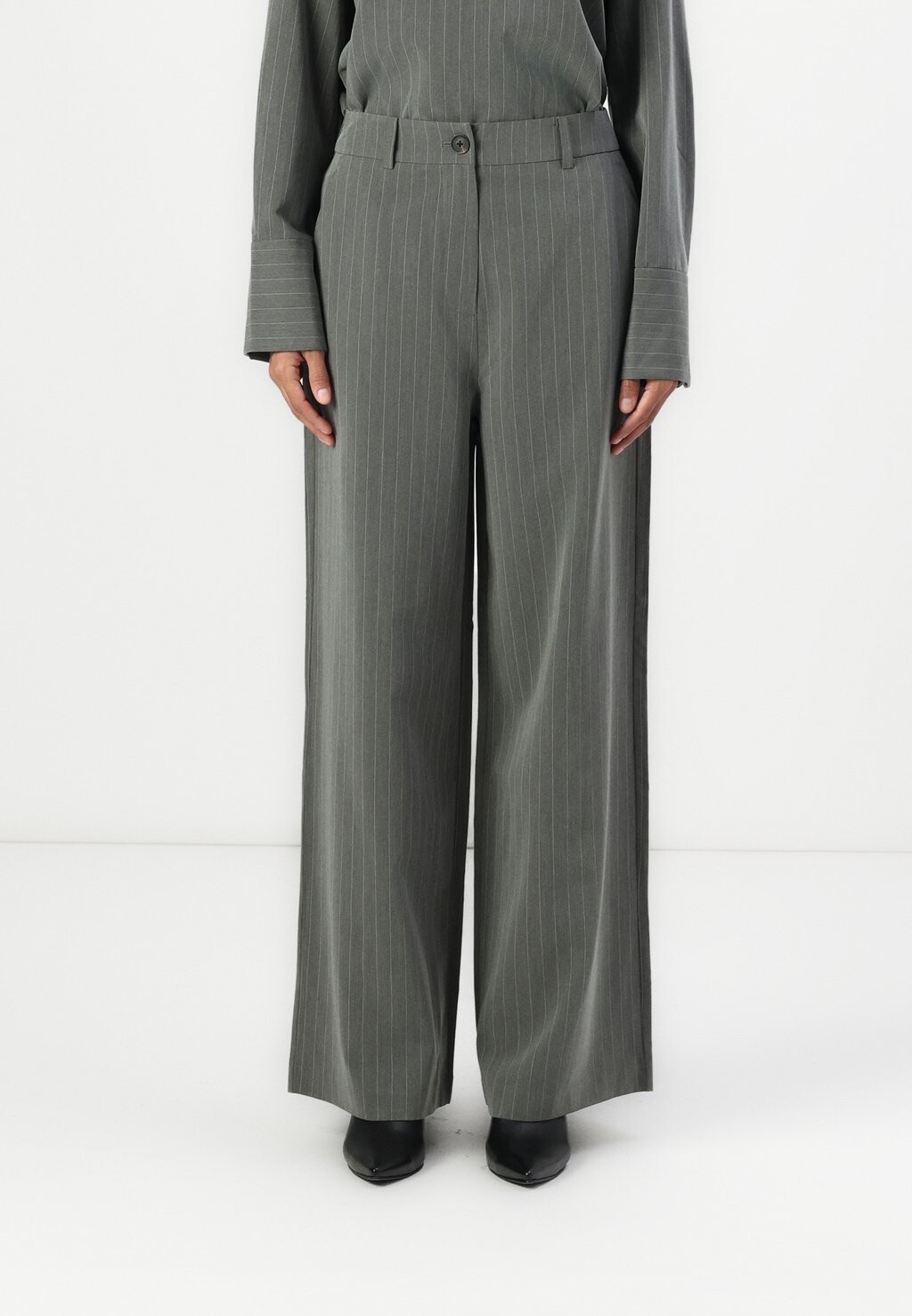 

Брюки KEMMA PANTS Modström, серый