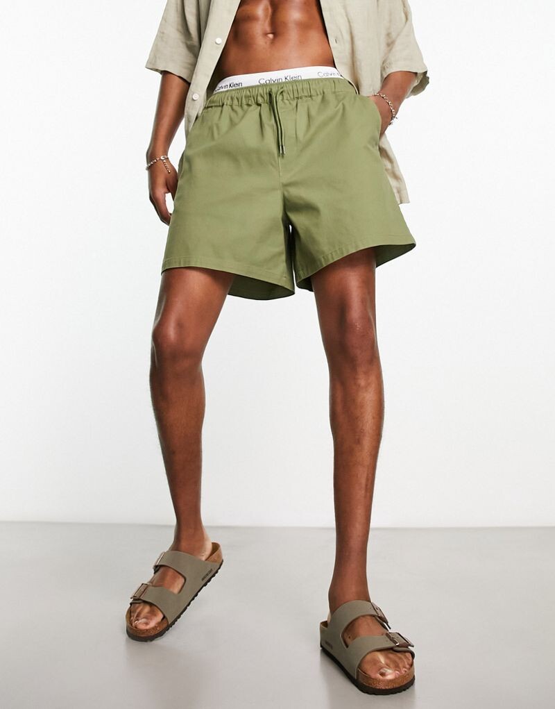 

Укороченные широкие шорты чинос ASOS DESIGN цвета хаки