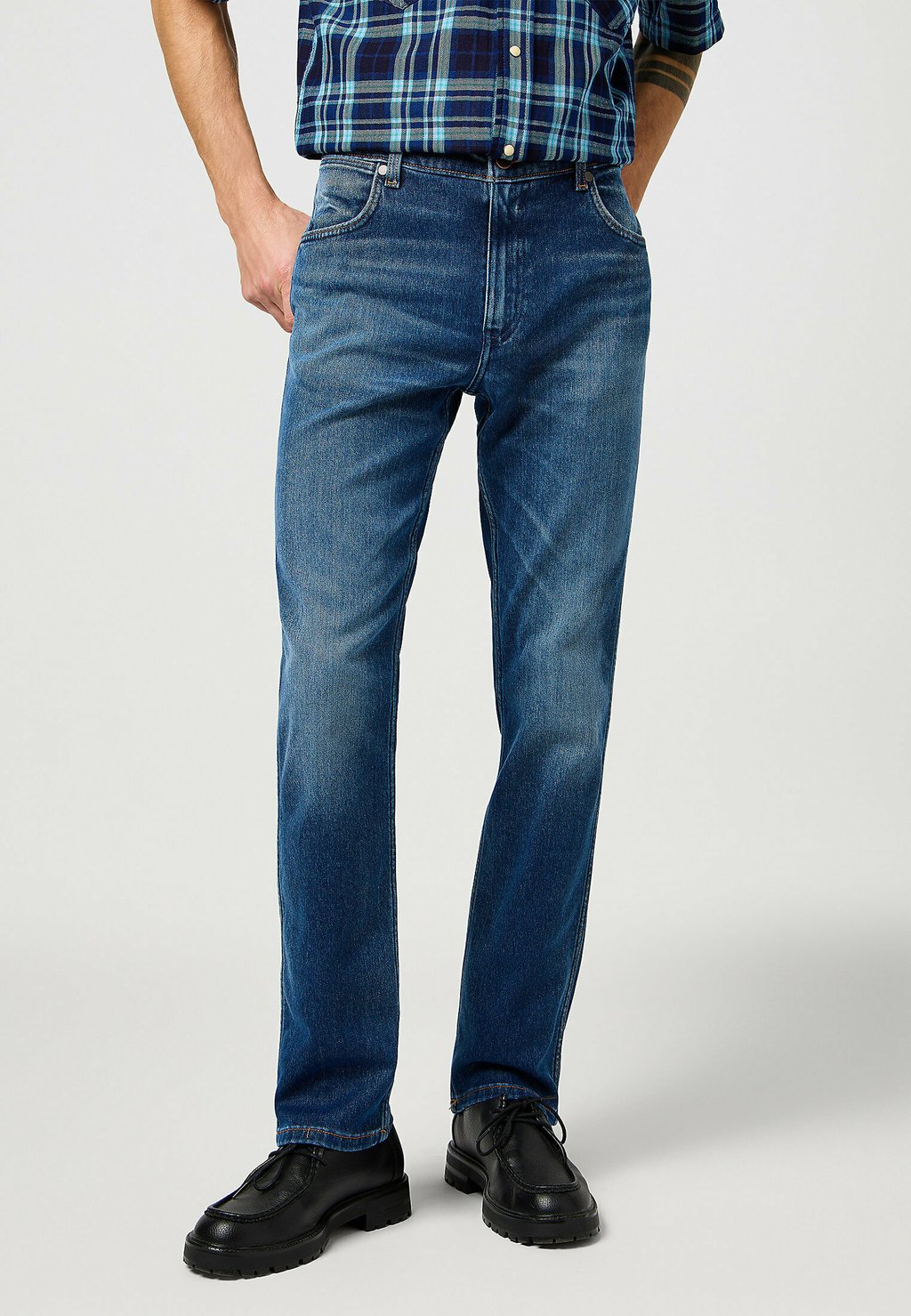 

Джинсы GREENSBORO Wrangler, металлик сине-черный