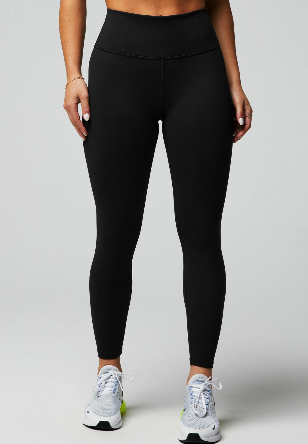 

Леггинсы Fabletics, черный