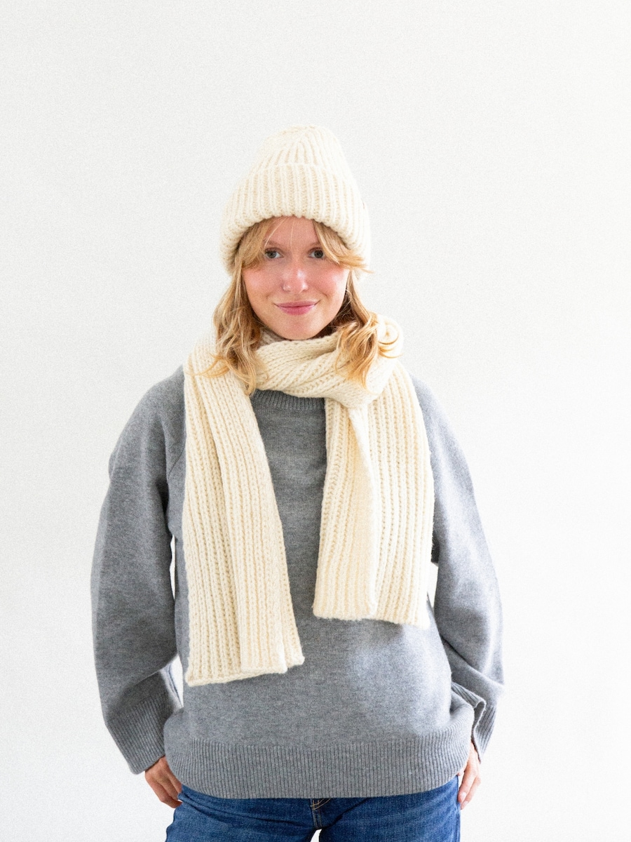 

Шарф KOPYTO UHU, кремовый