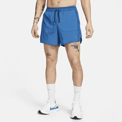 

Шорты Nike Stride Running Division, цвет Court Blue/Black