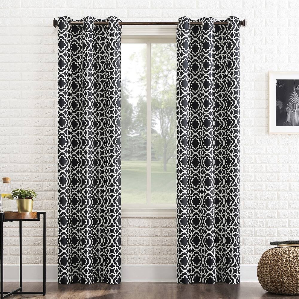 

Панель для штор Sun Zero Barnett Trellis Blackout с люверсами, черный