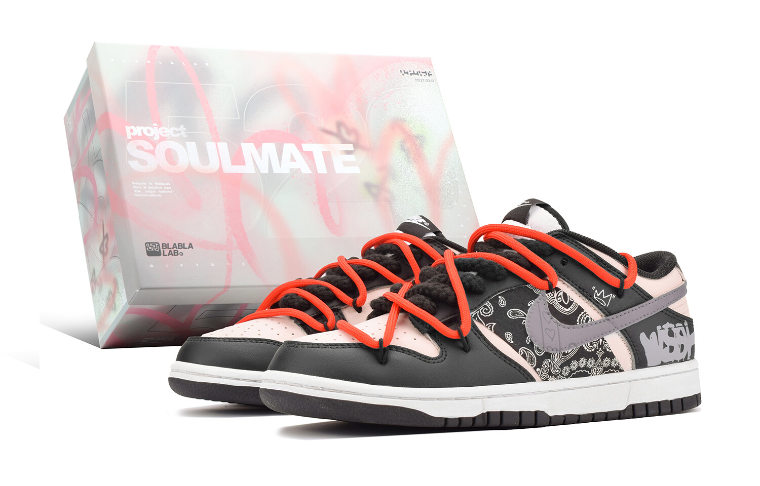 

Кроссовки Nike Dunk Skateboard Shoes Women's Low-Top Black Pink, черный/розовый
