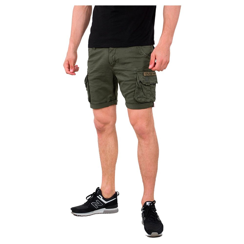 

Шорты Alpha Industries Crew, зеленый