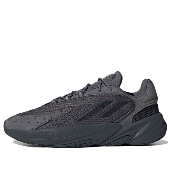 

Кроссовки озелия Adidas, черный