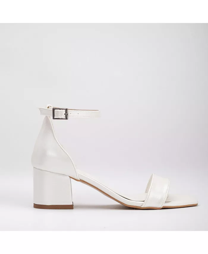Сандалии Iva на низком каблуке Forever & Always Shoes, белый