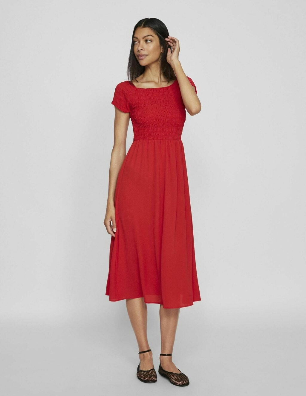 

Летнее платье MIDIKLEID KURZARM VILA, красный