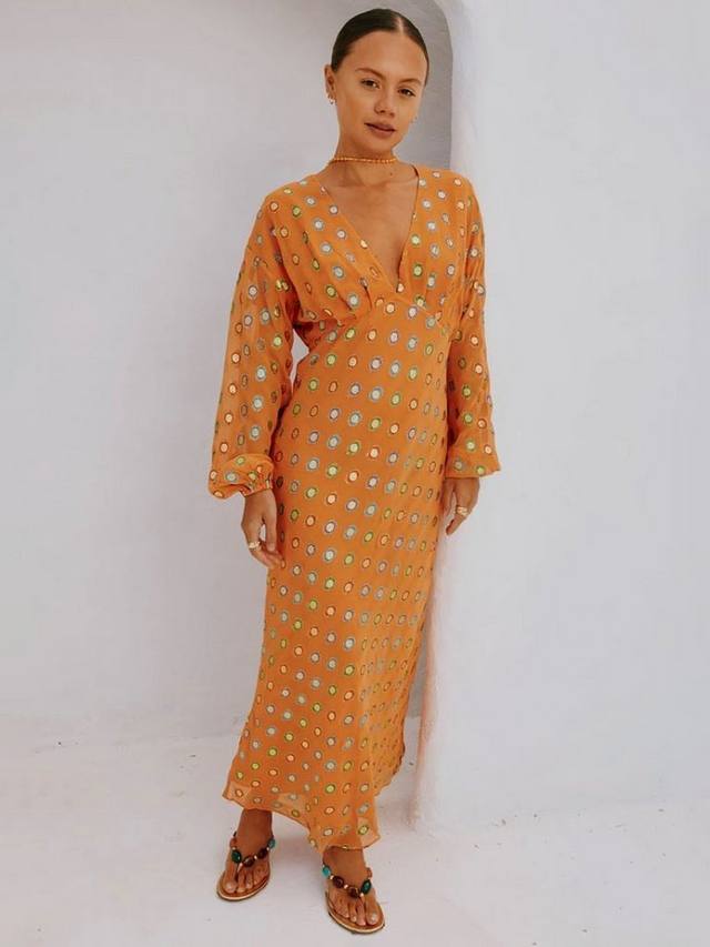 

Макси-платье из коралловой фольги Never Fully Dressed, цвет Coral