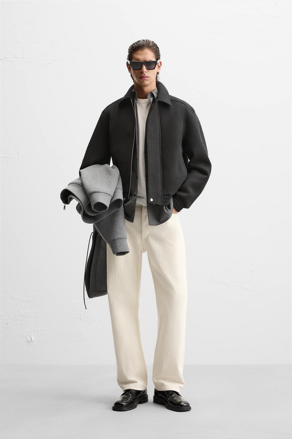 

Комфортная техническая куртка ZARA, черный