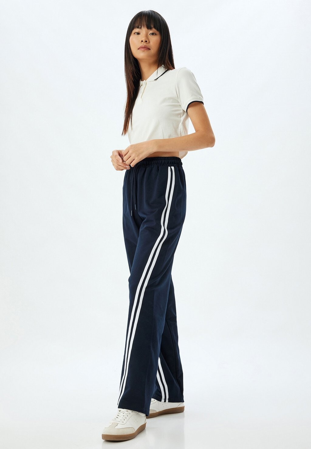 

Спортивные брюки WIDE LEG Koton, темно-синий