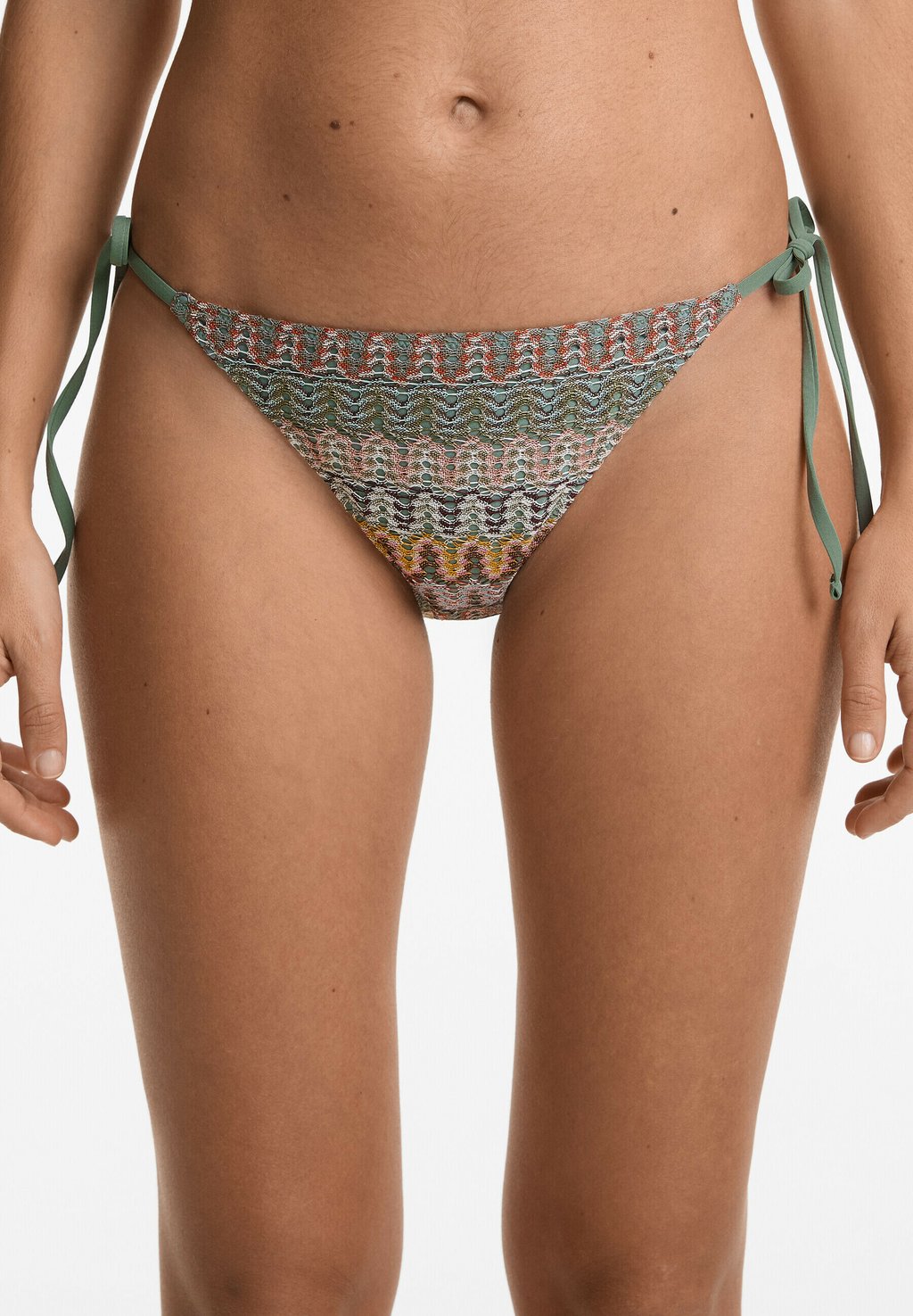 

Плавки бикини MEDIUM-COVERAGE CROCHET TIE OYSHO, светло-зеленый