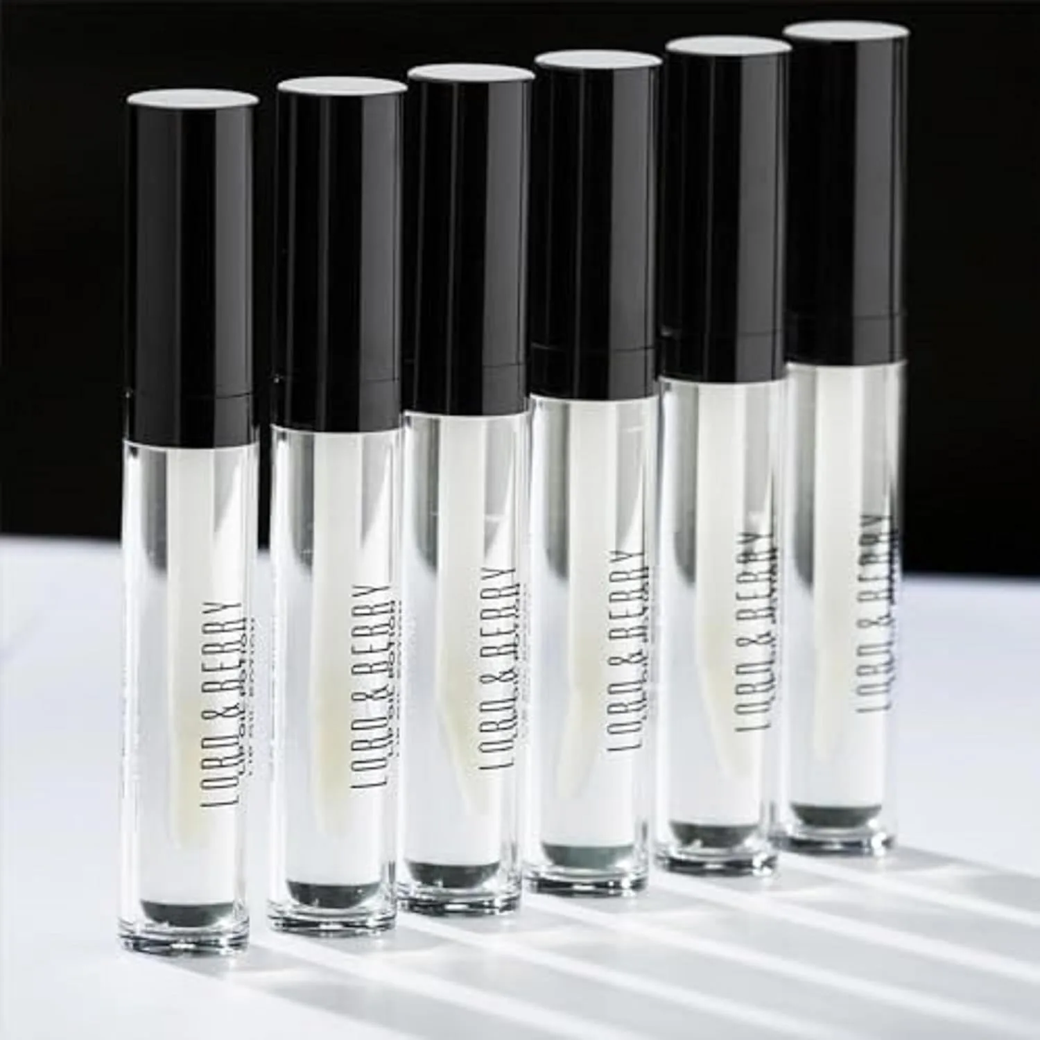 Lord & Berry Lip Oil Potion Advanced Fluid Lip Treatment - Прозрачное масло для губ - Снимает сухость, улучшает текстуру губ - 1612 Прозрачное - 0,24 унции — фото 4