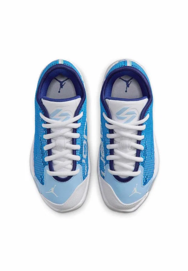 Детские баскетбольные кроссовки jordan luka 77 'love letter' Jordan, White Signal Blue Deep Royal Psychic Blue — фото 3