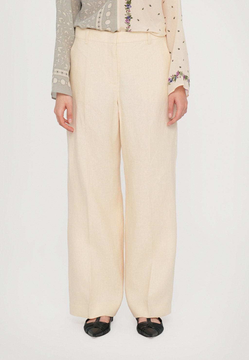 

Брюки MALIZIA WEEKEND MaxMara, белый