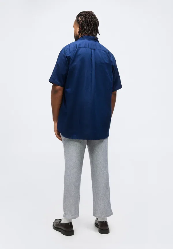 Рубашка Tommy Hilfiger Plus Regular Linen Blend Short Sleeve Shirt, угольно-синий — фото 3