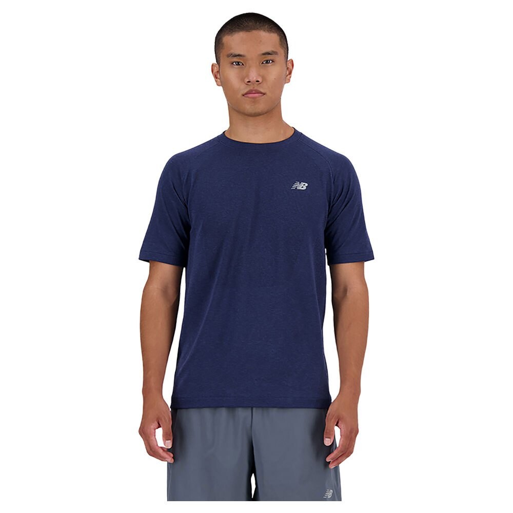 

Футболка New Balance Athletics Seamless, синий