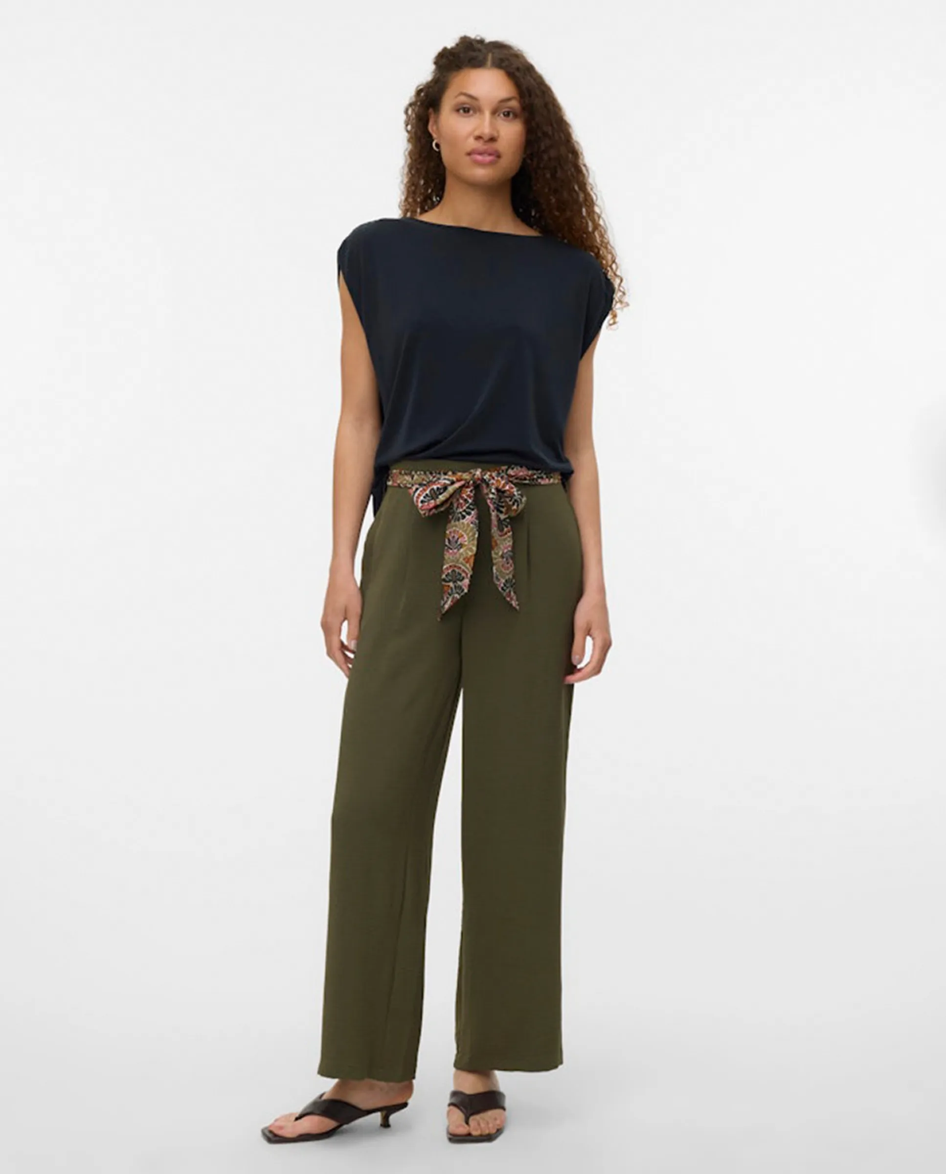 

Женские брюки-клёш с бантом Vero Moda, желто-зеленый